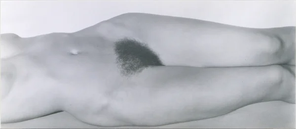 georgia-o-keeffe full-body-torso-on-the-floor female