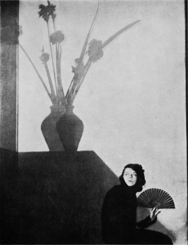 epilogue-margrethe-mather-fan-shadow-bouquet female
