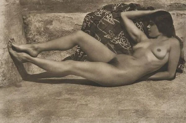 tina-modotti female