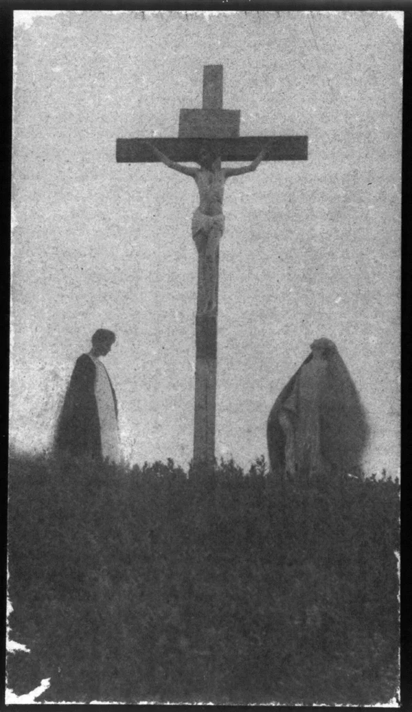 crucifixion-frontal-mary-st-john group