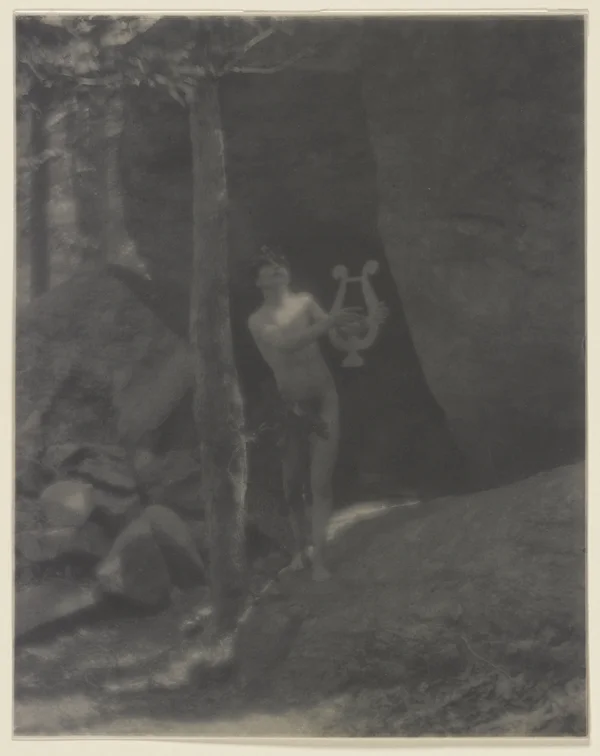 nude-youth-laurel-wreath-lyre male