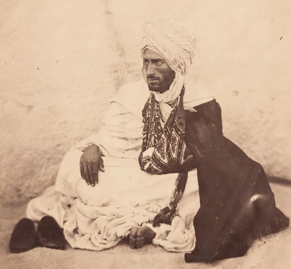 homme-en-gandoura male