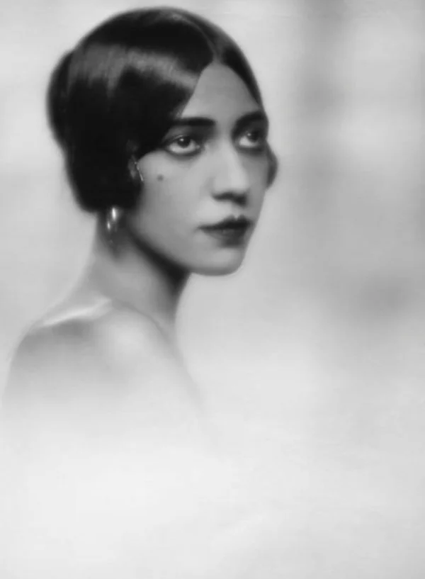 dancer-ruth-walker-4 female