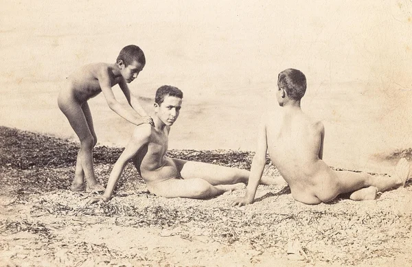 boys-by-seaside male