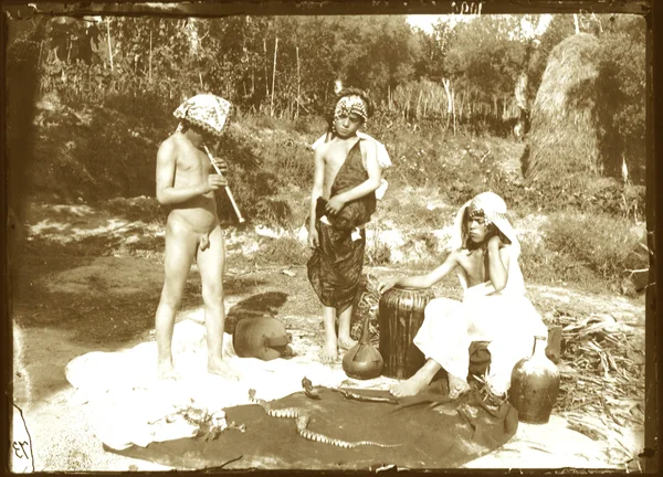 boys-disguised-as-snake-charmers first-period-abruzzo-or-naples male