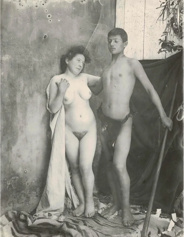 naked-youth-woman mixed-genders