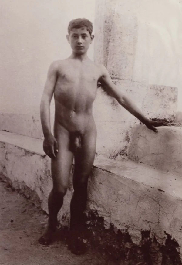 nude-boy-on-pergola-mount-ziretto male