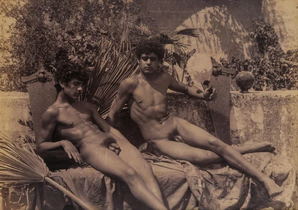 edoardo-and-vincenzo-galdi-on-carved-chair-posillipo male