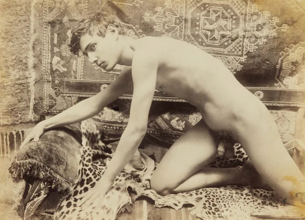 naked-boy-in-front-of-carpet male