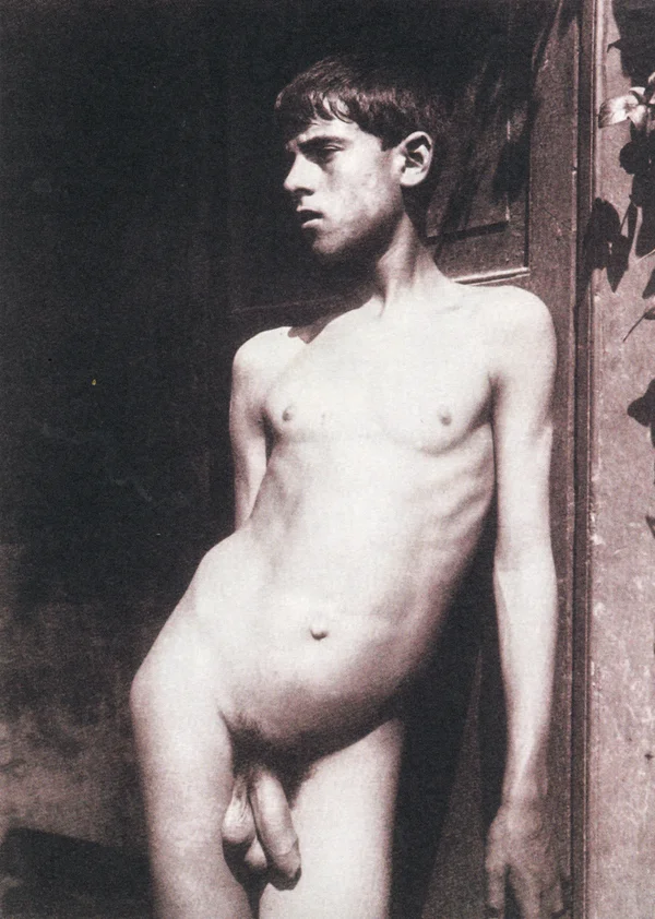 naked-boy-standing-by-door-villa-barbaja-naples male